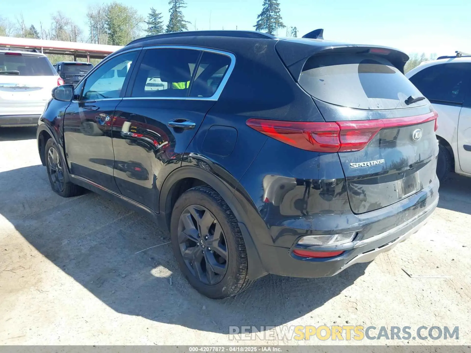 3 Photograph of a damaged car KNDP6CAC0L7723110 KIA SPORTAGE 2020
