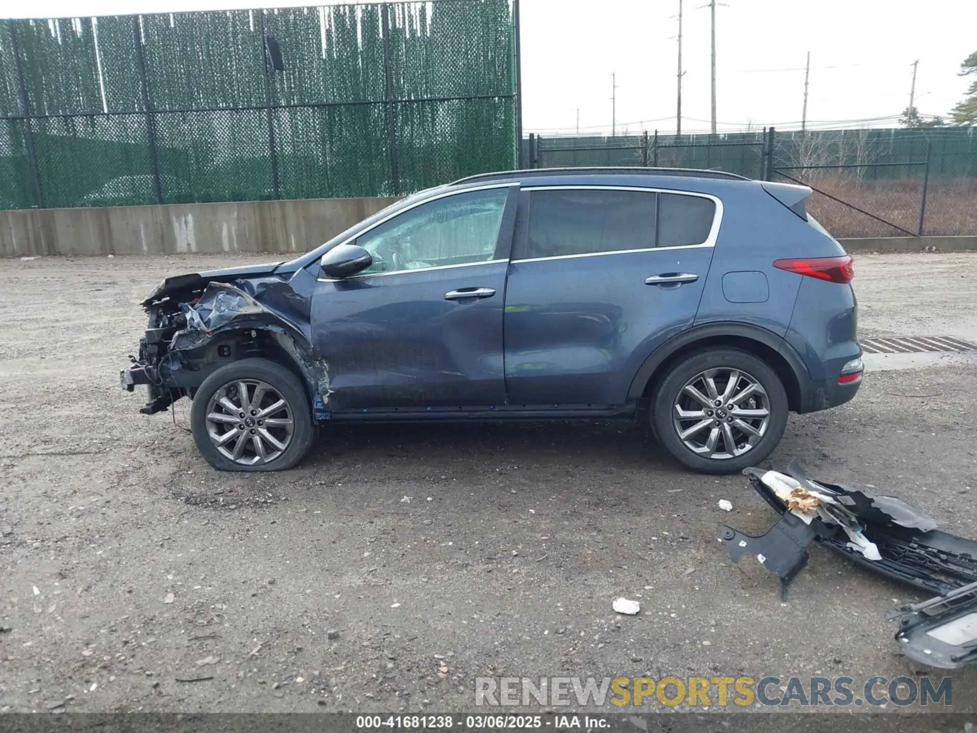 14 Photograph of a damaged car KNDP6CAC0L7791858 KIA SPORTAGE 2020