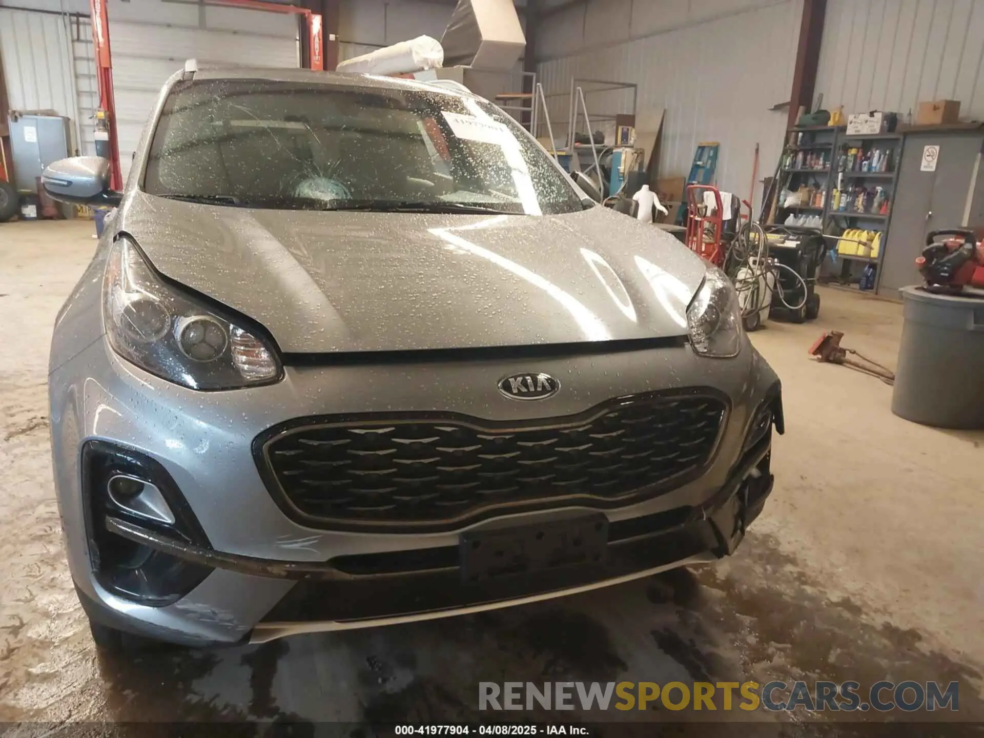 13 Photograph of a damaged car KNDP6CAC2L7649799 KIA SPORTAGE 2020