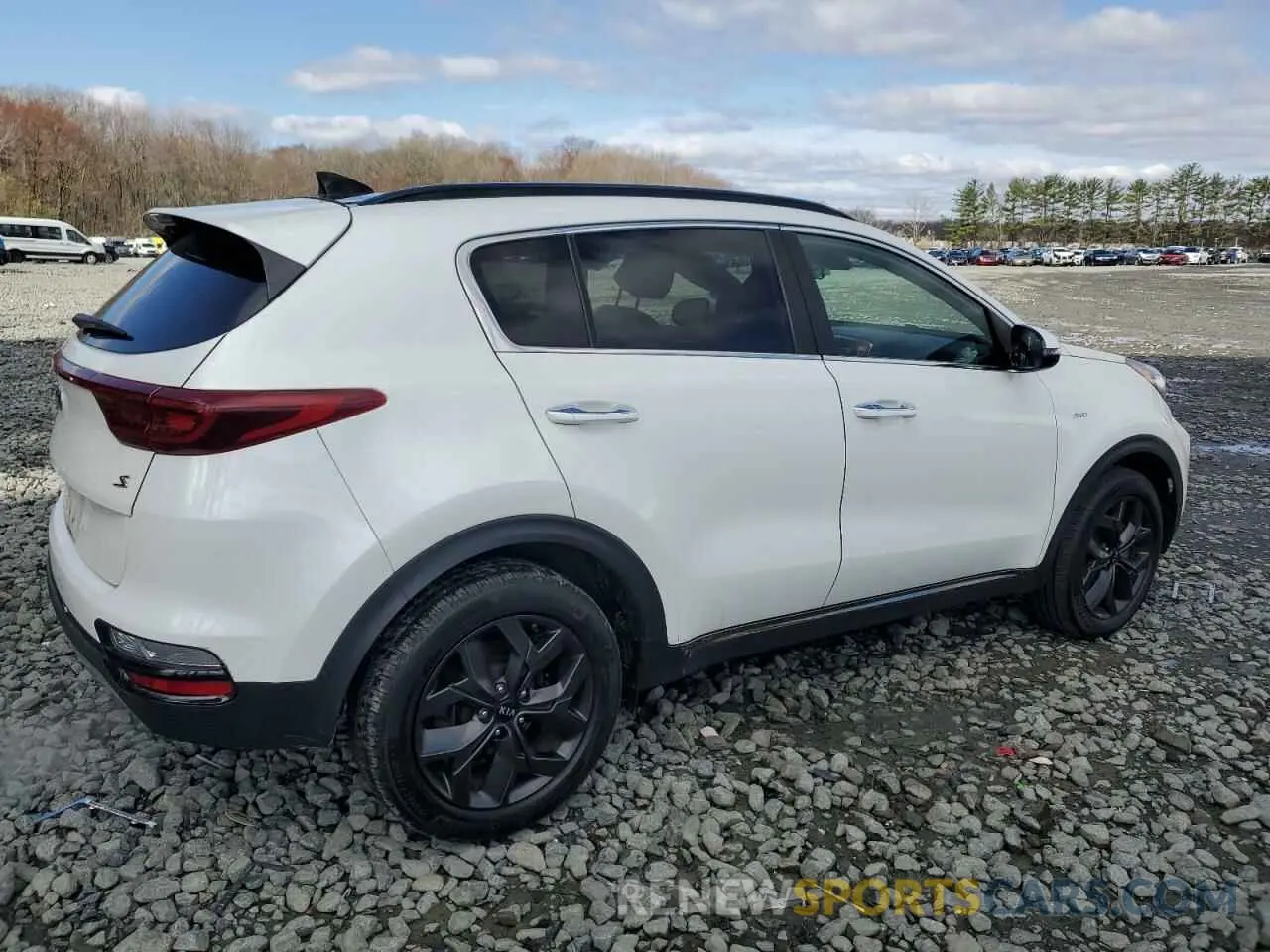 3 Photograph of a damaged car KNDP6CAC2L7667509 KIA SPORTAGE 2020