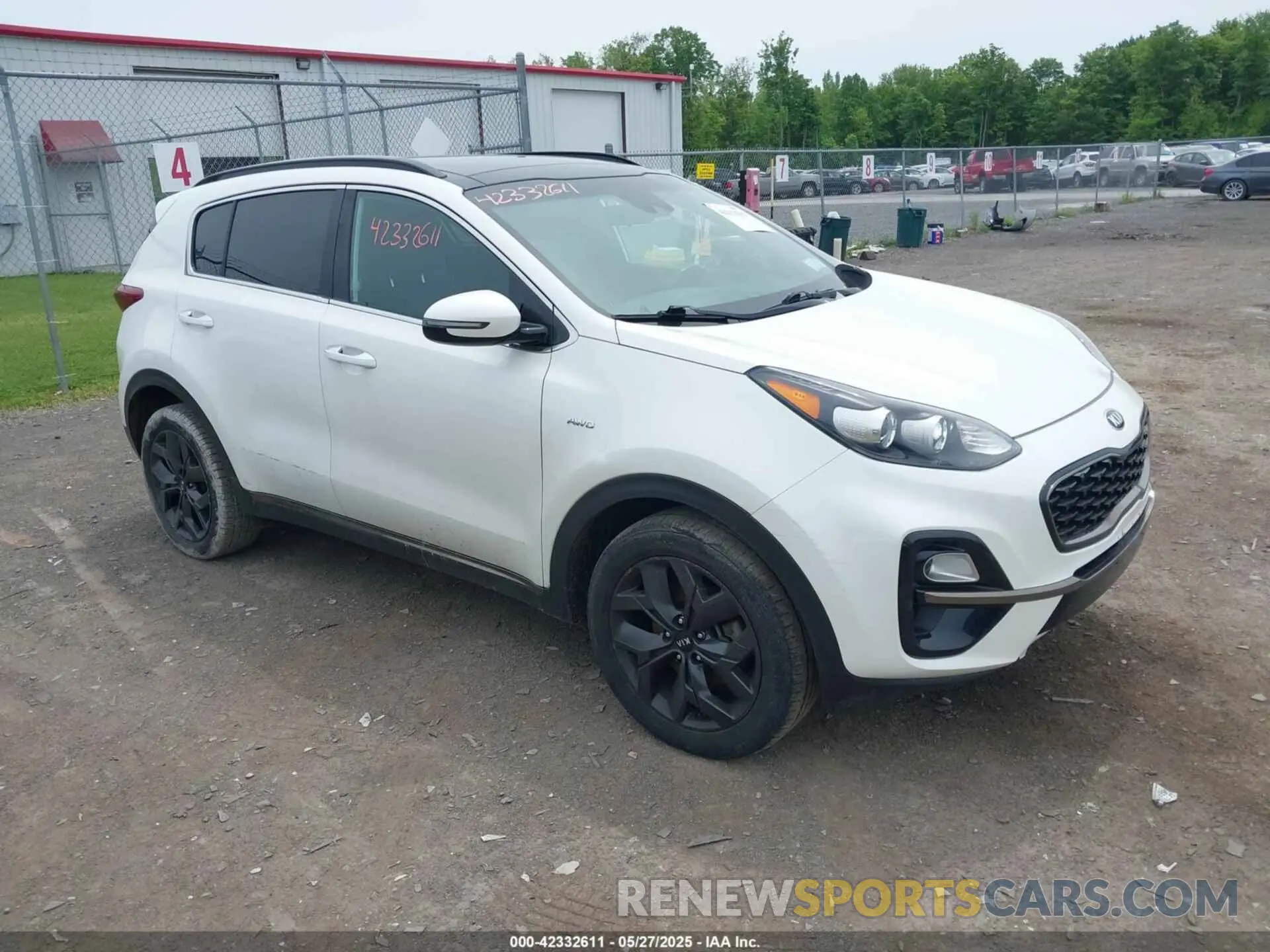 1 Photograph of a damaged car KNDP6CAC2L7668191 KIA SPORTAGE 2020