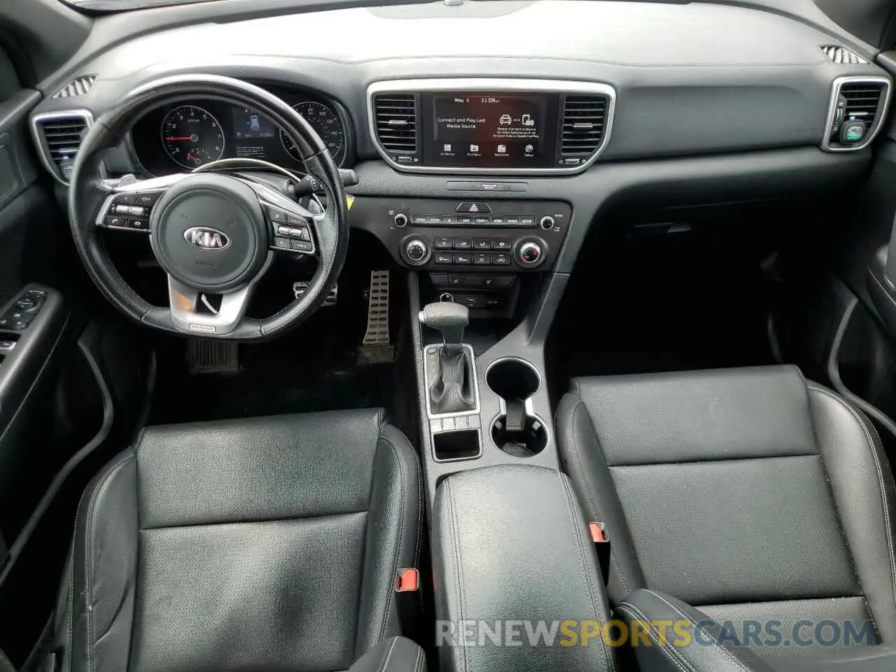 8 Photograph of a damaged car KNDP6CAC2L7733203 KIA SPORTAGE 2020
