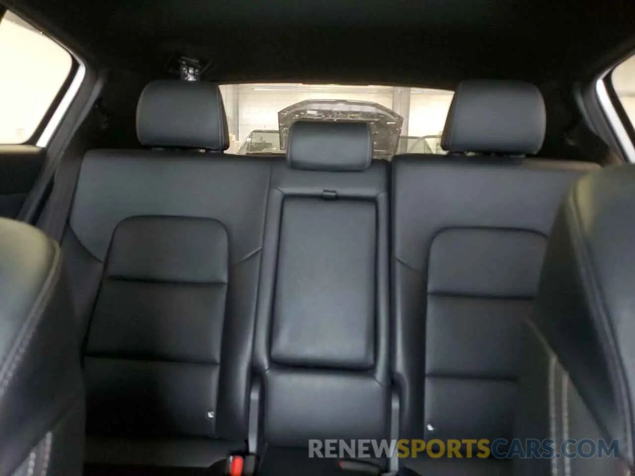 10 Photograph of a damaged car KNDP6CAC2L7789156 KIA SPORTAGE 2020