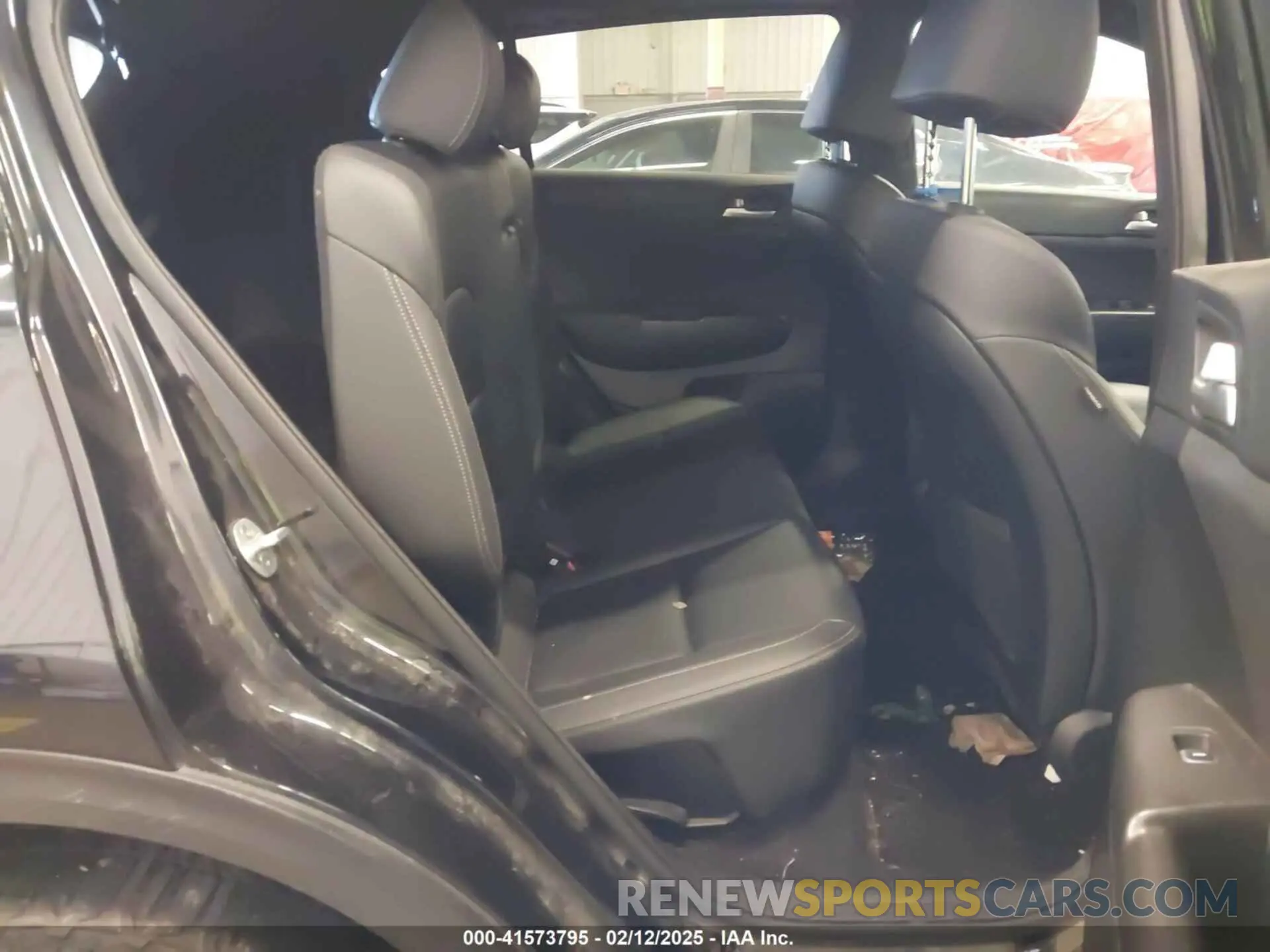 8 Photograph of a damaged car KNDP6CAC4L7705340 KIA SPORTAGE 2020
