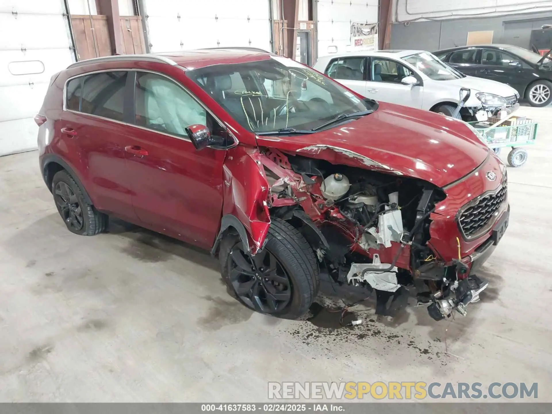 1 Photograph of a damaged car KNDP6CAC5L7666953 KIA SPORTAGE 2020