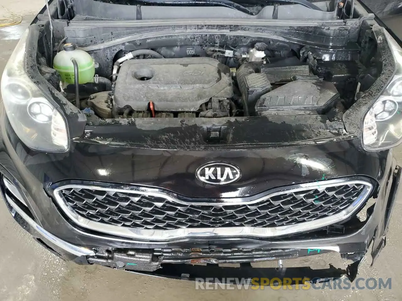 12 Photograph of a damaged car KNDP6CAC5L7679217 KIA SPORTAGE 2020