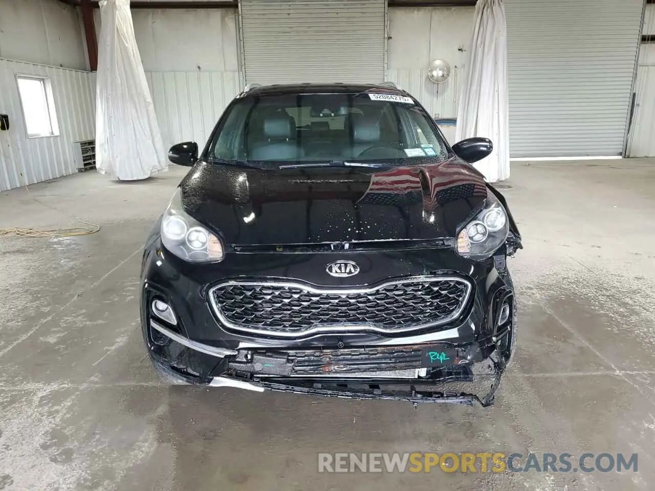5 Photograph of a damaged car KNDP6CAC5L7679217 KIA SPORTAGE 2020