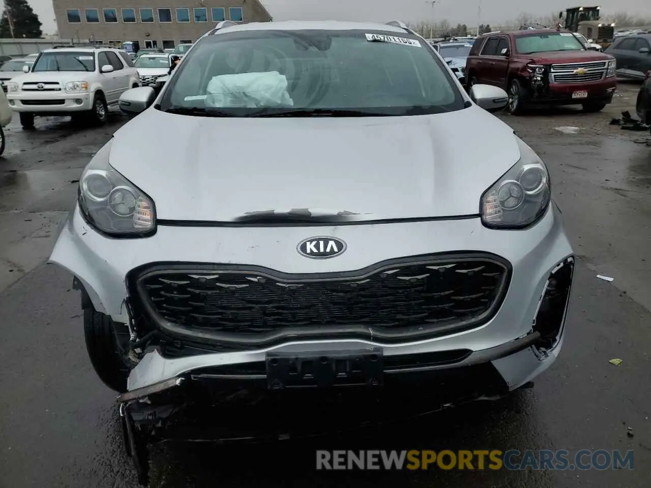 5 Photograph of a damaged car KNDP6CAC5L7702138 KIA SPORTAGE 2020