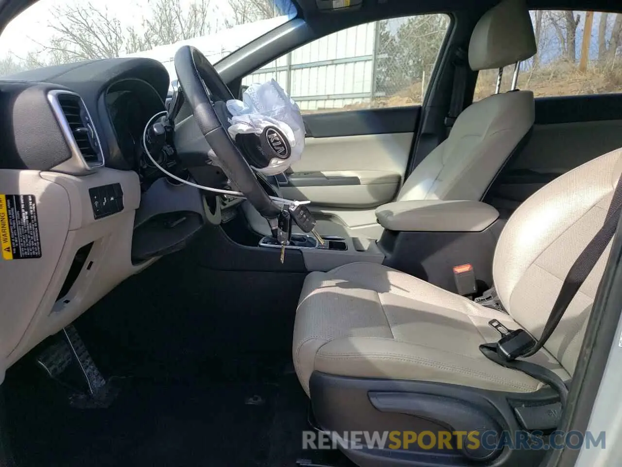 7 Photograph of a damaged car KNDP6CAC5L7702138 KIA SPORTAGE 2020