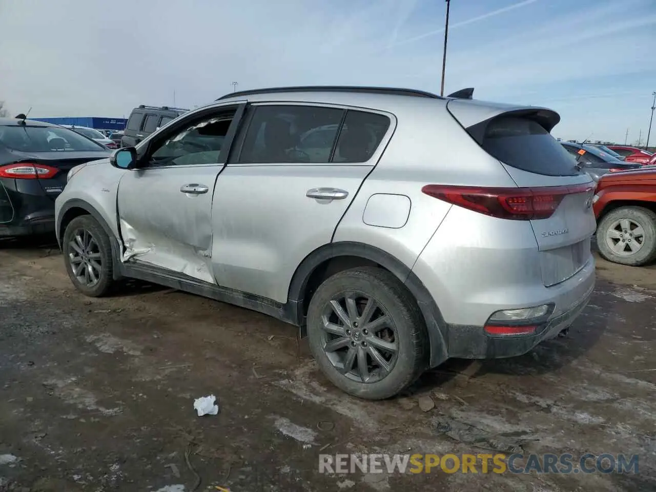 2 Photograph of a damaged car KNDP6CAC5L7703483 KIA SPORTAGE 2020