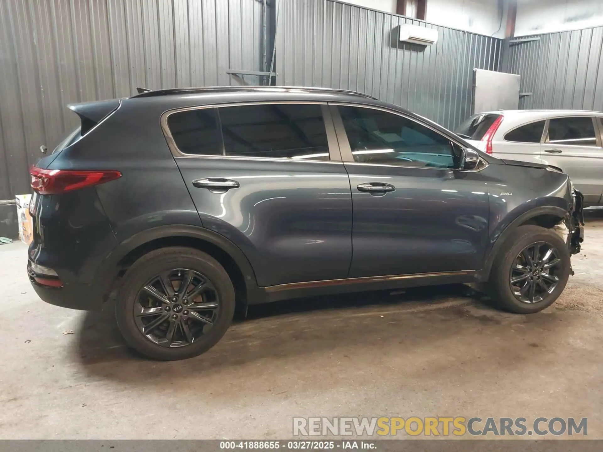 13 Photograph of a damaged car KNDP6CAC5L7715746 KIA SPORTAGE 2020