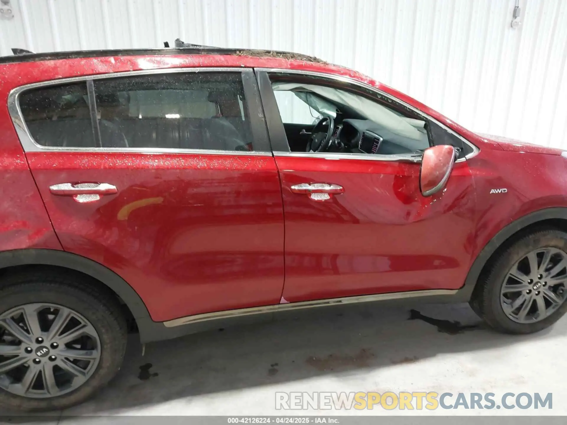 13 Photograph of a damaged car KNDP6CAC5L7726536 KIA SPORTAGE 2020