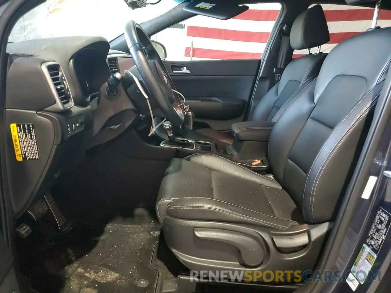 7 Photograph of a damaged car KNDP6CAC6L7835801 KIA SPORTAGE 2020