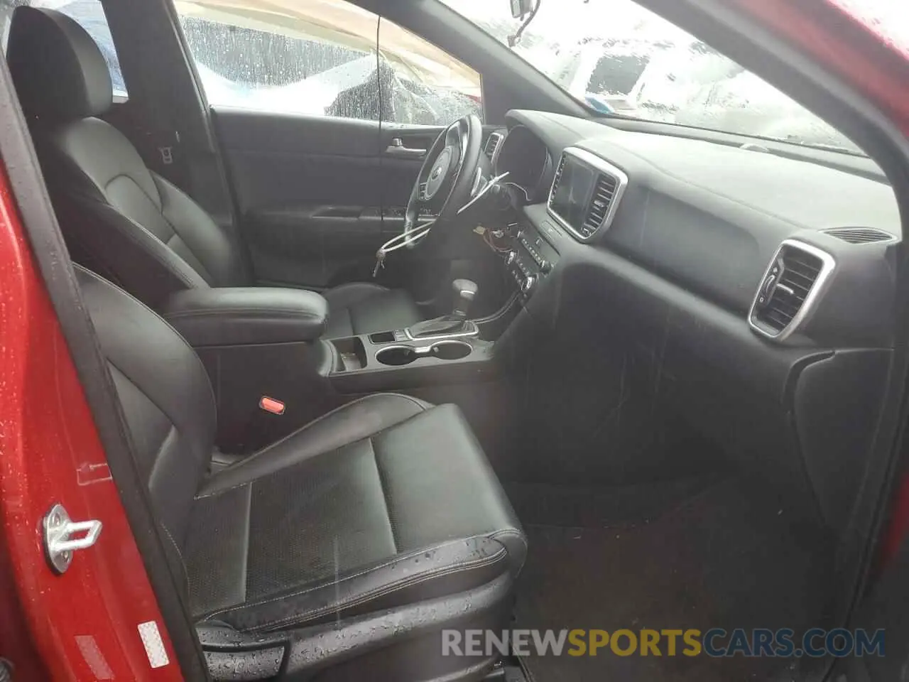 7 Photograph of a damaged car KNDP6CAC7L7679140 KIA SPORTAGE 2020