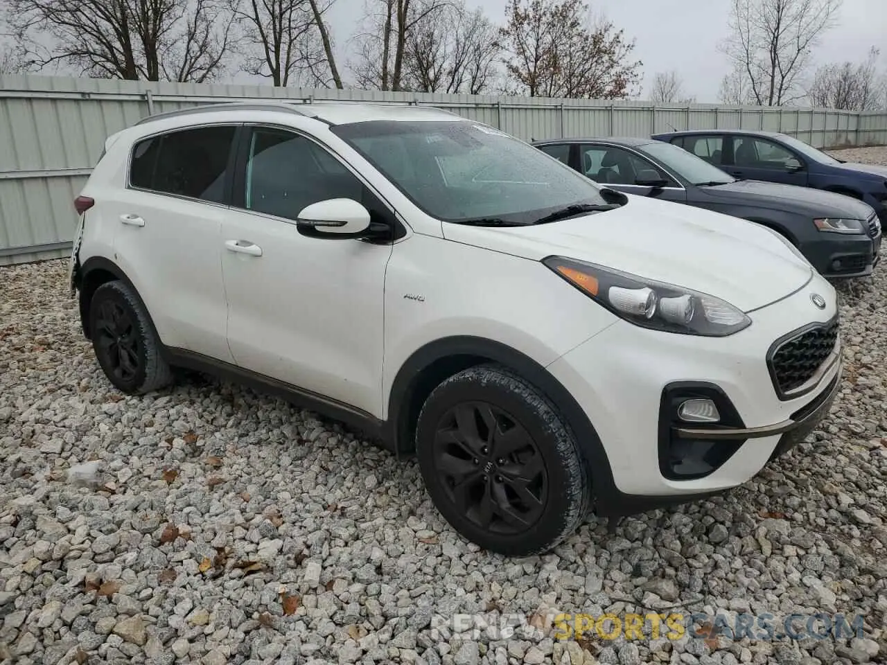 4 Photograph of a damaged car KNDP6CAC7L7732435 KIA SPORTAGE 2020