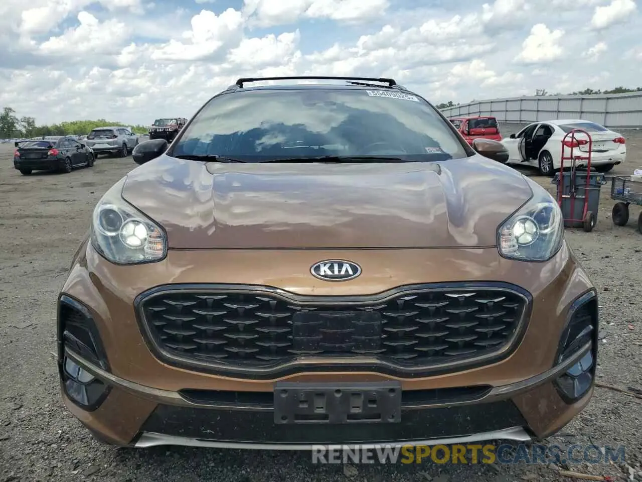5 Photograph of a damaged car KNDP6CAC8L7679311 KIA SPORTAGE 2020