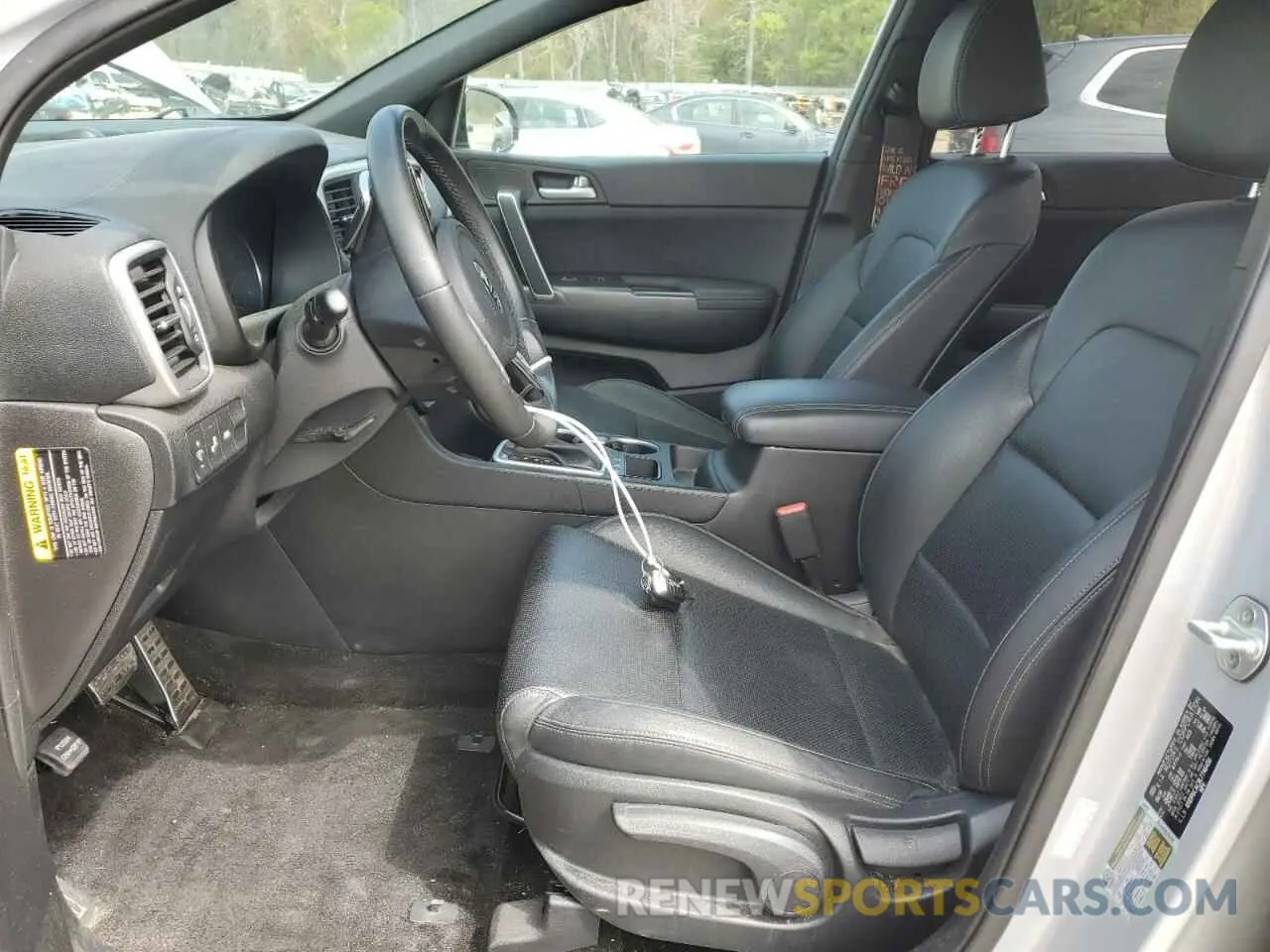 7 Photograph of a damaged car KNDP6CAC8L7746456 KIA SPORTAGE 2020
