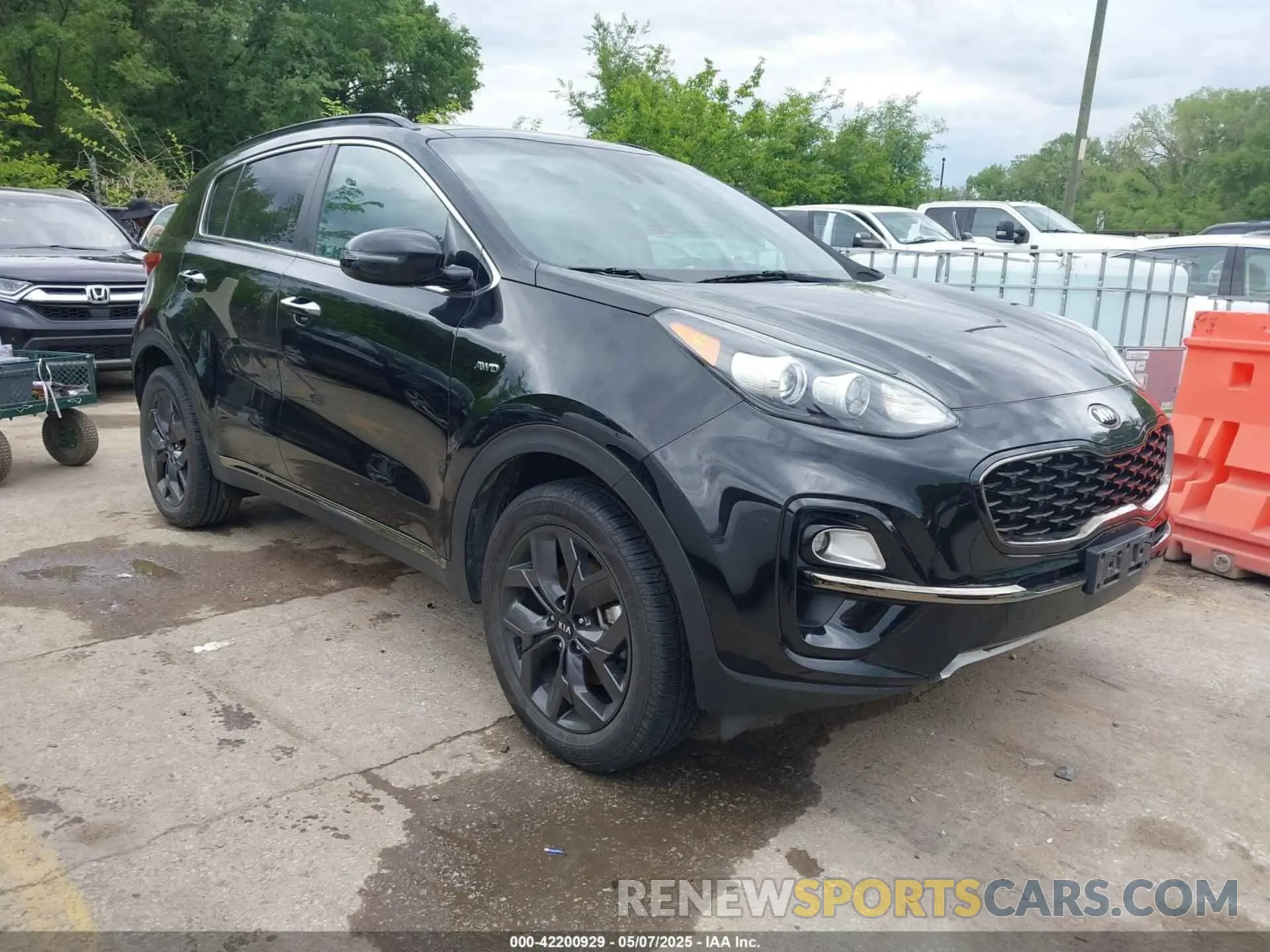 1 Photograph of a damaged car KNDP6CAC8L7762897 KIA SPORTAGE 2020