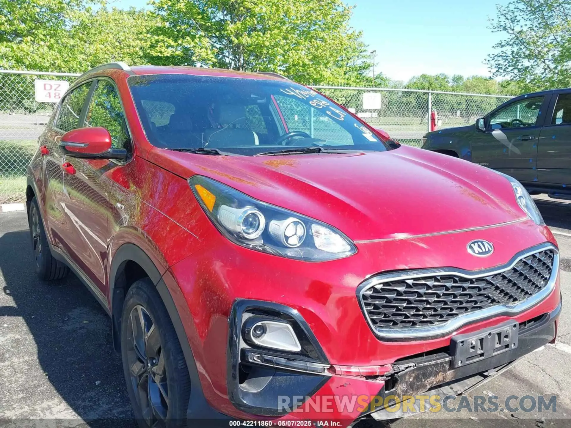 1 Photograph of a damaged car KNDP6CAC8L7778923 KIA SPORTAGE 2020
