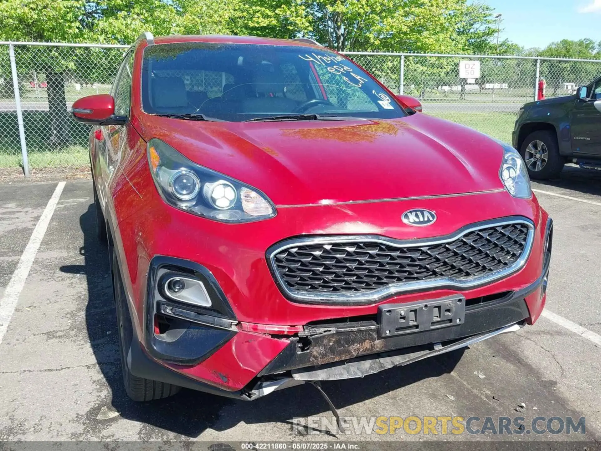 6 Photograph of a damaged car KNDP6CAC8L7778923 KIA SPORTAGE 2020