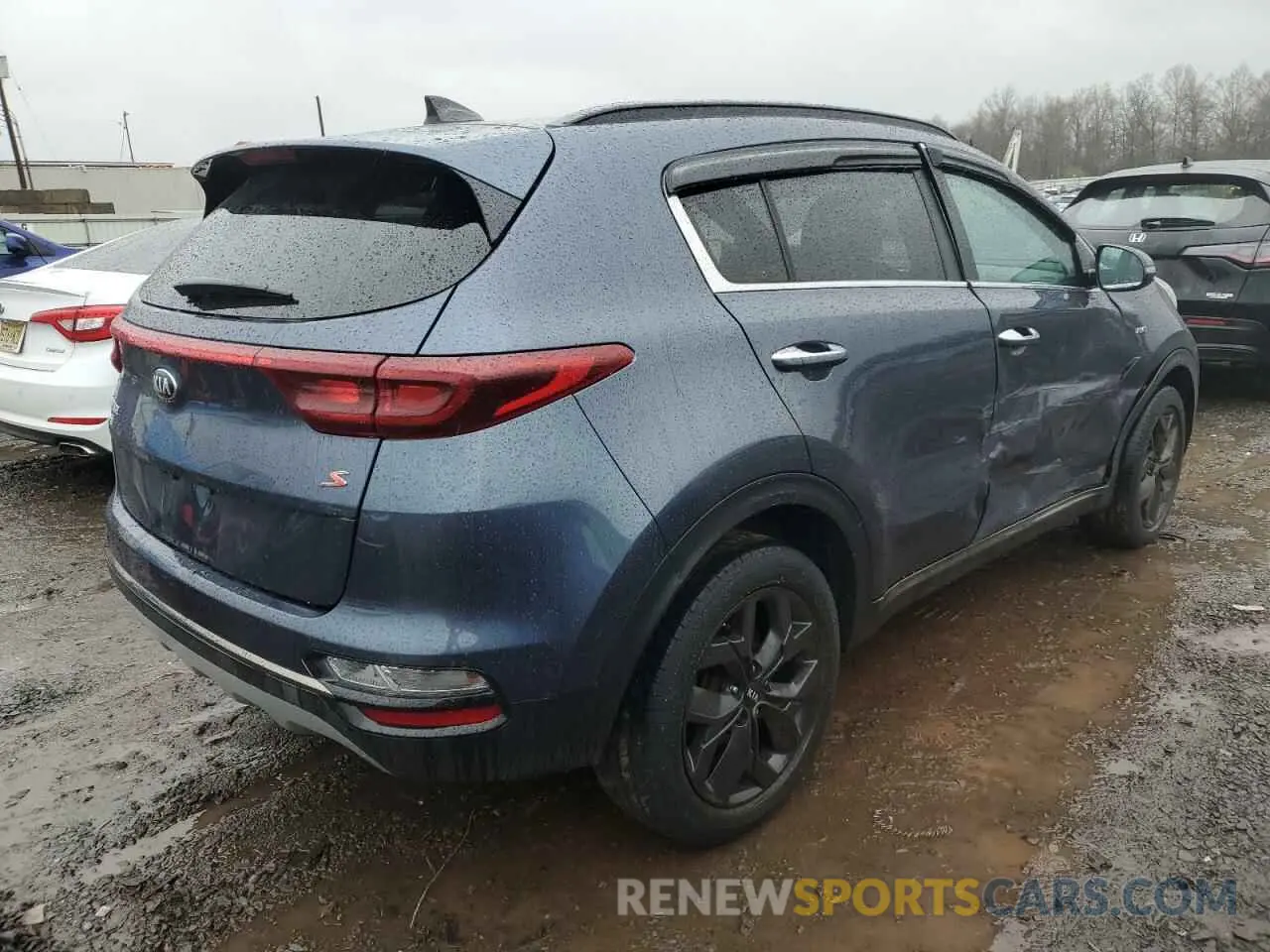 3 Photograph of a damaged car KNDP6CAC8L7797861 KIA SPORTAGE 2020