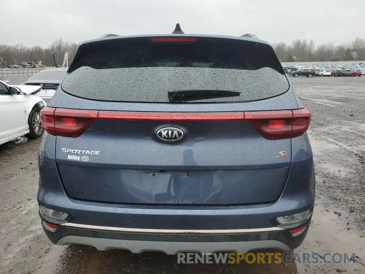 6 Photograph of a damaged car KNDP6CAC8L7797861 KIA SPORTAGE 2020