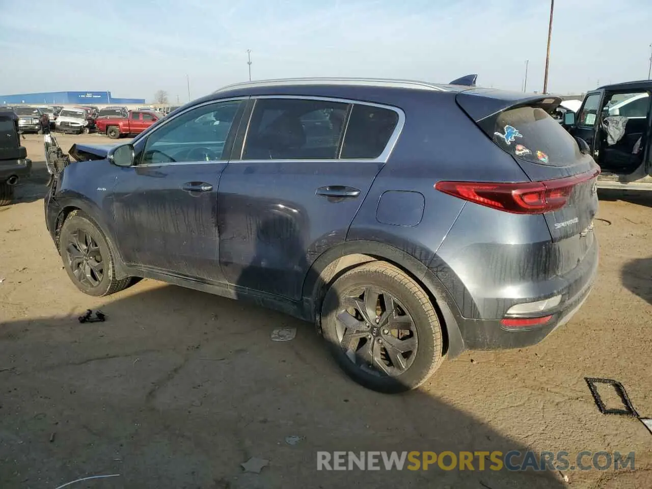 2 Photograph of a damaged car KNDP6CAC9L7702076 KIA SPORTAGE 2020