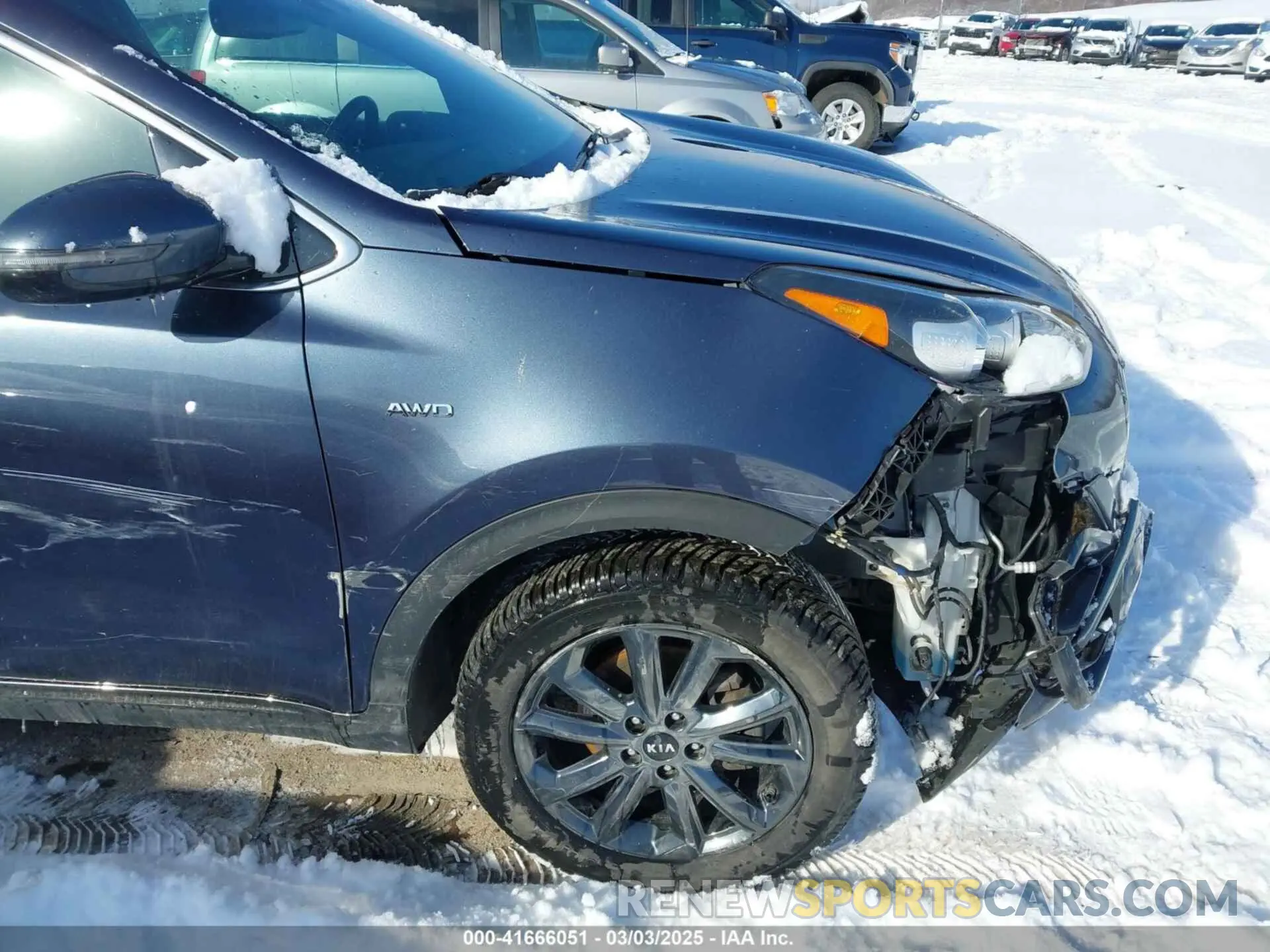 18 Photograph of a damaged car KNDP6CAC9L7746756 KIA SPORTAGE 2020