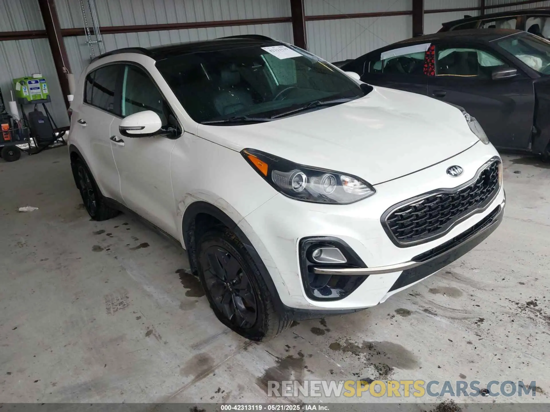 1 Photograph of a damaged car KNDP6CAC9L7767946 KIA SPORTAGE 2020