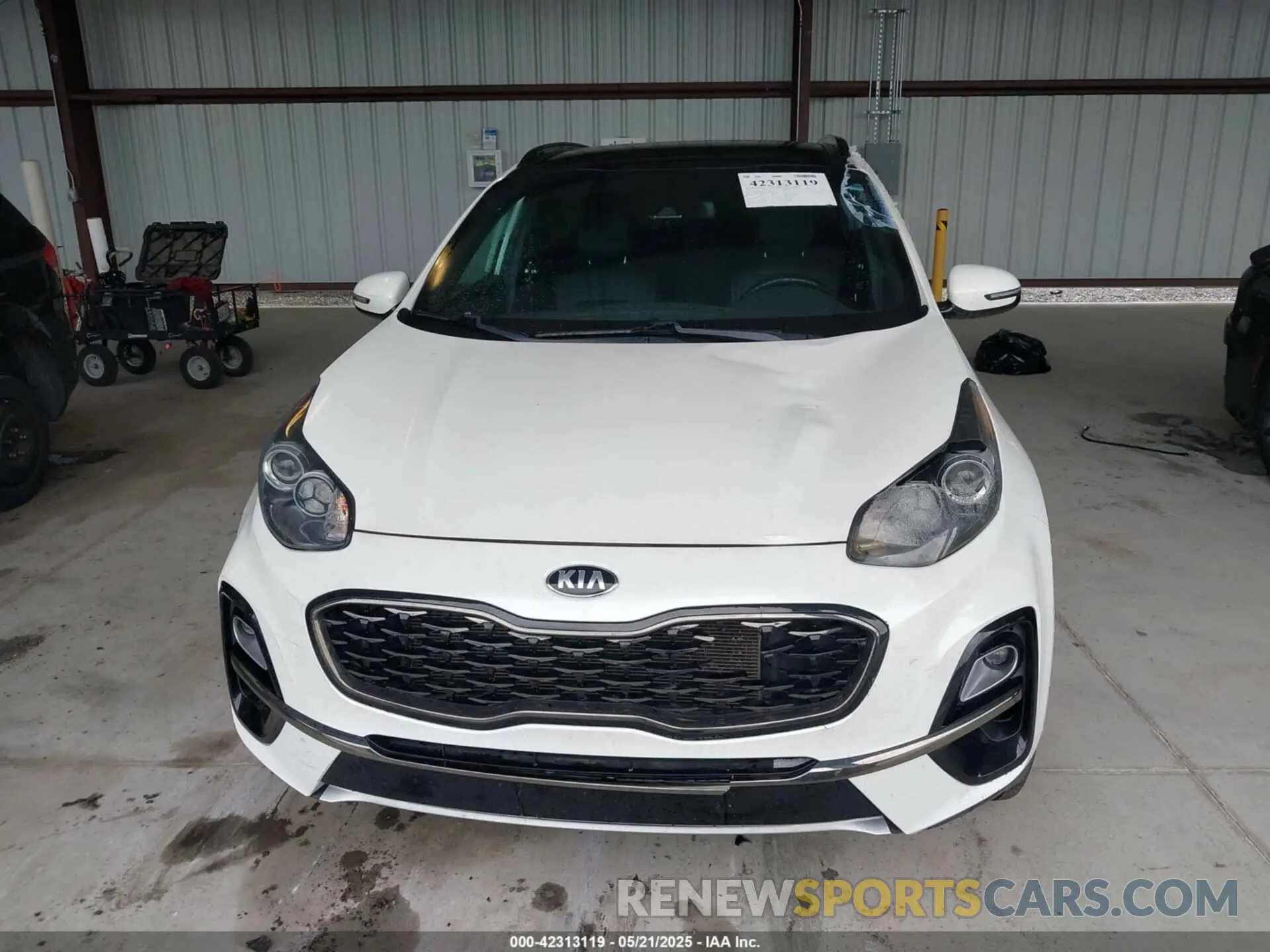 12 Photograph of a damaged car KNDP6CAC9L7767946 KIA SPORTAGE 2020