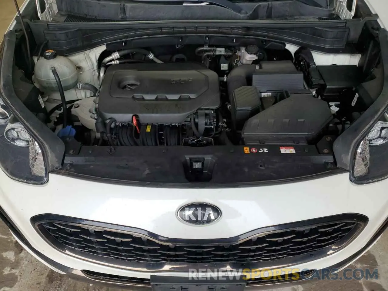 12 Photograph of a damaged car KNDP6CAC9L7838515 KIA SPORTAGE 2020