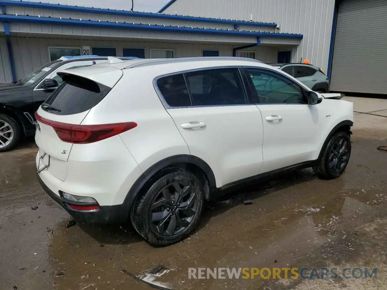 3 Photograph of a damaged car KNDP6CACXL7749391 KIA SPORTAGE 2020