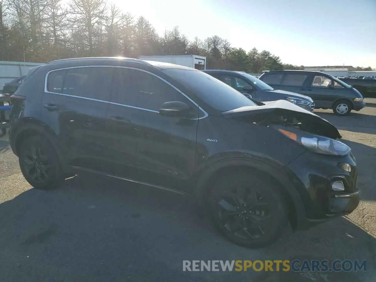 4 Photograph of a damaged car KNDP6CACXL7832416 KIA SPORTAGE 2020