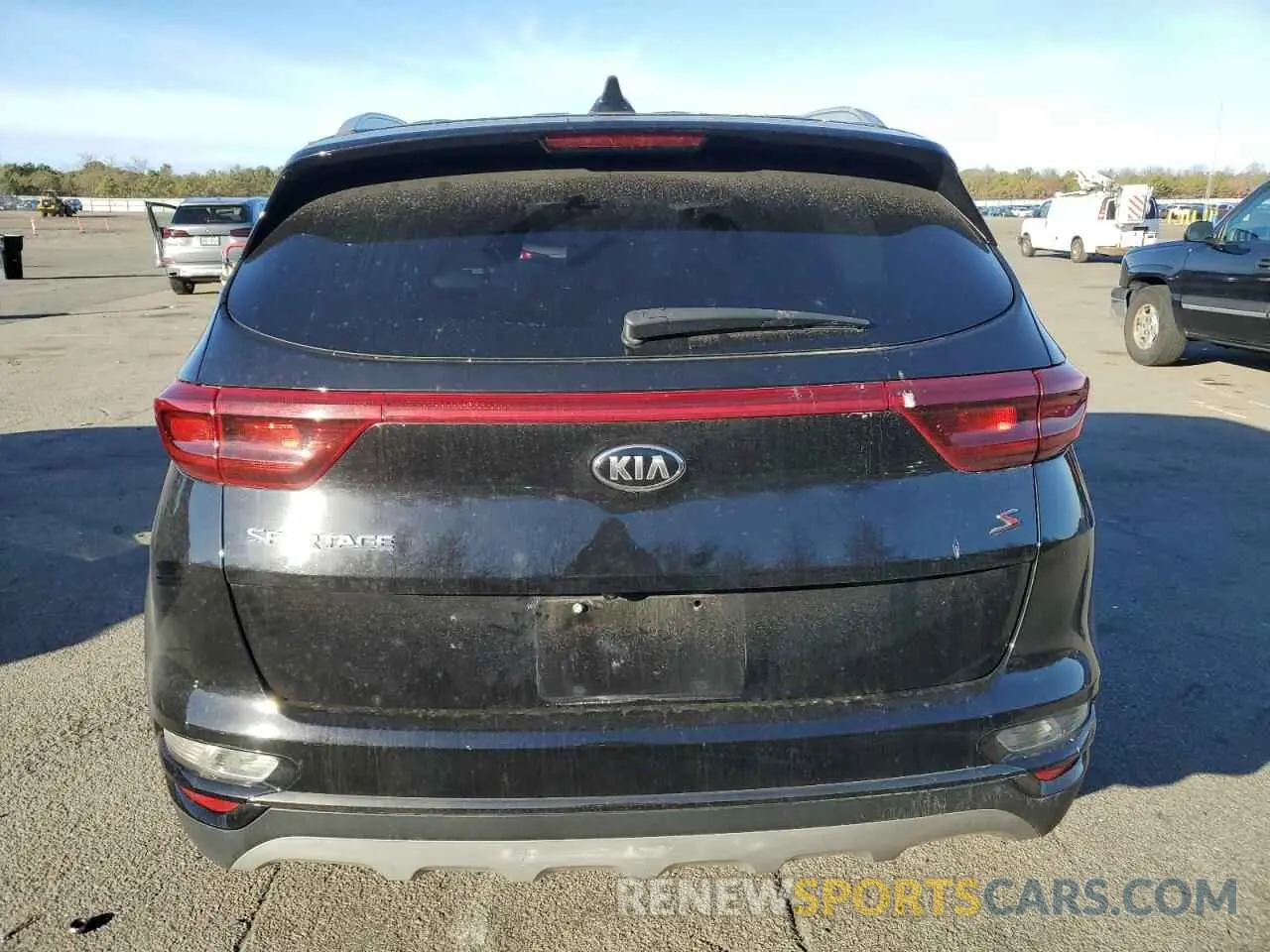 6 Photograph of a damaged car KNDP6CACXL7832416 KIA SPORTAGE 2020