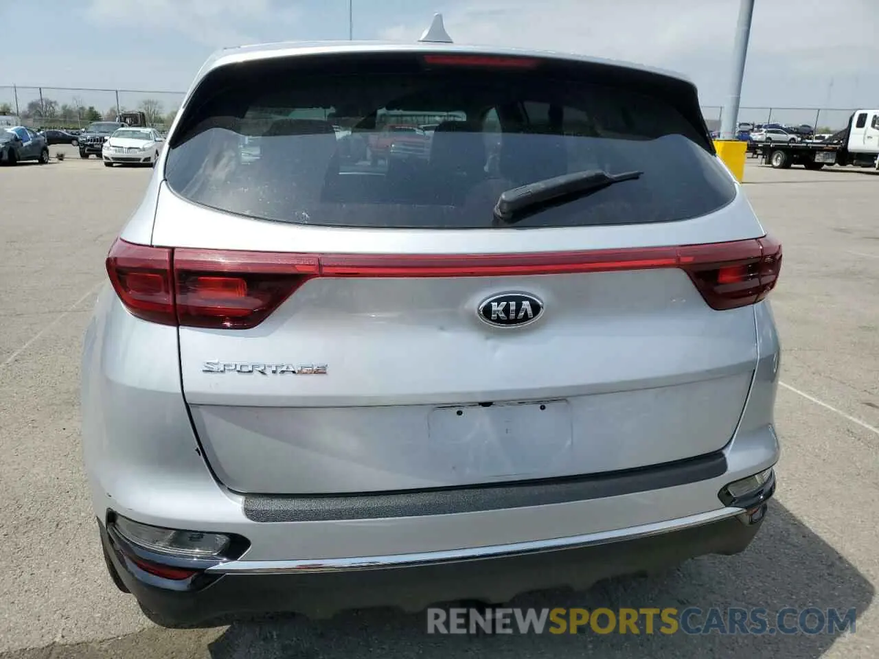 6 Photograph of a damaged car KNDPM3AC0L7640721 KIA SPORTAGE 2020