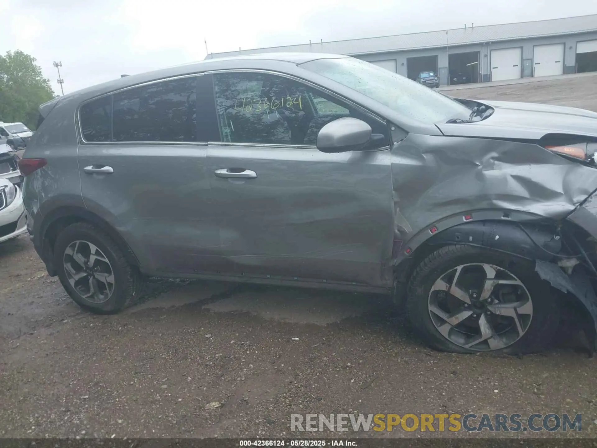 14 Photograph of a damaged car KNDPM3AC0L7665473 KIA SPORTAGE 2020