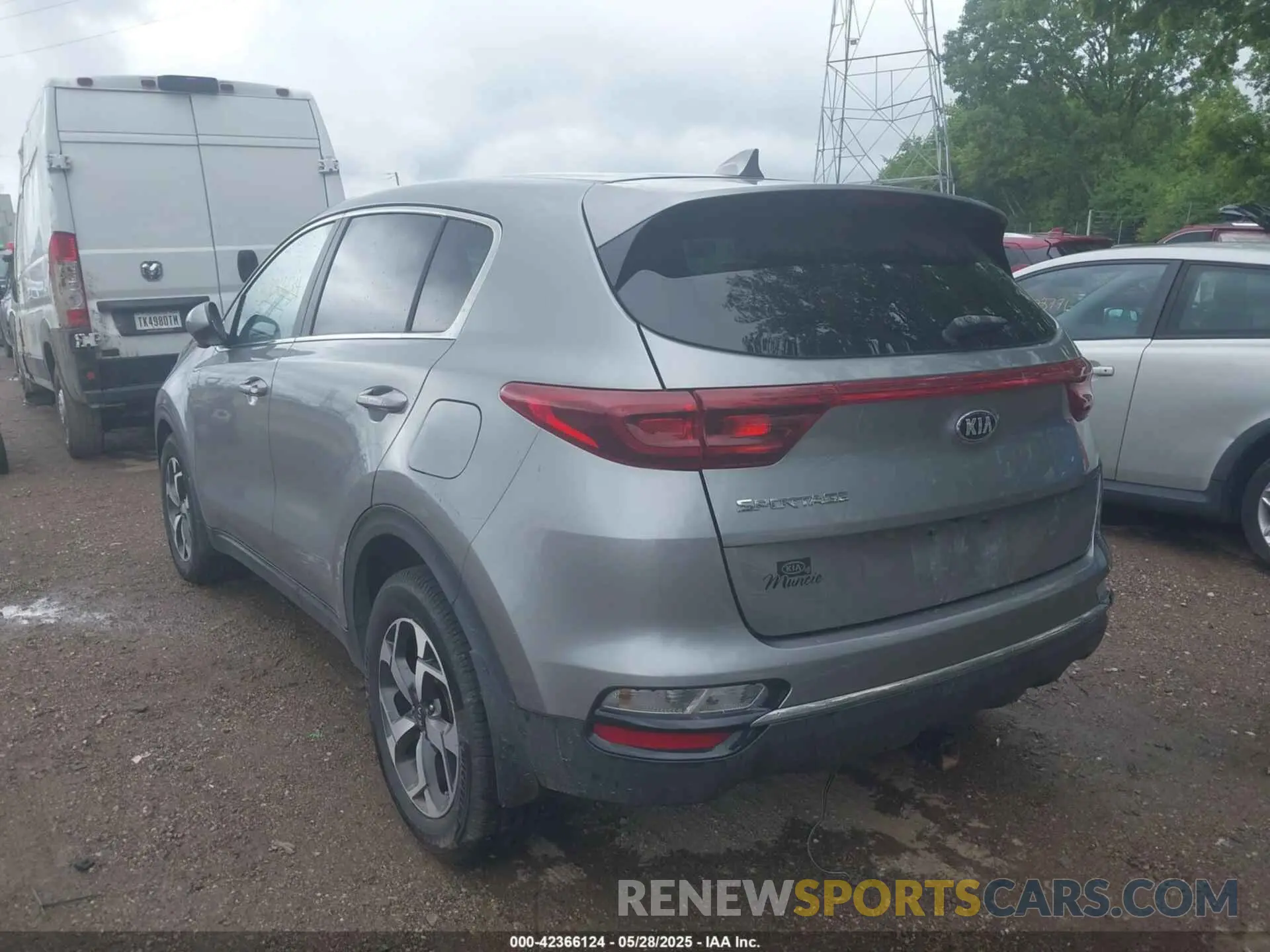 3 Photograph of a damaged car KNDPM3AC0L7665473 KIA SPORTAGE 2020