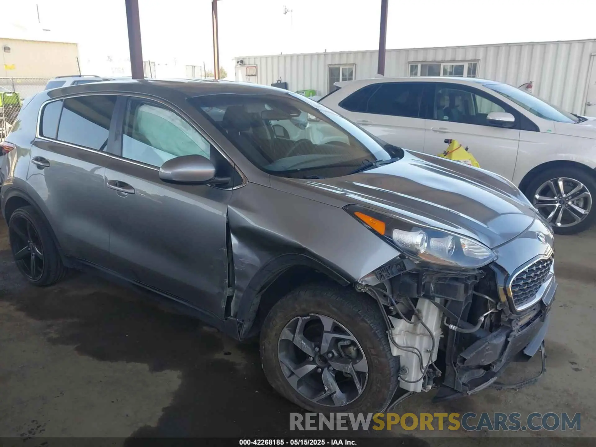 1 Photograph of a damaged car KNDPM3AC0L7701114 KIA SPORTAGE 2020
