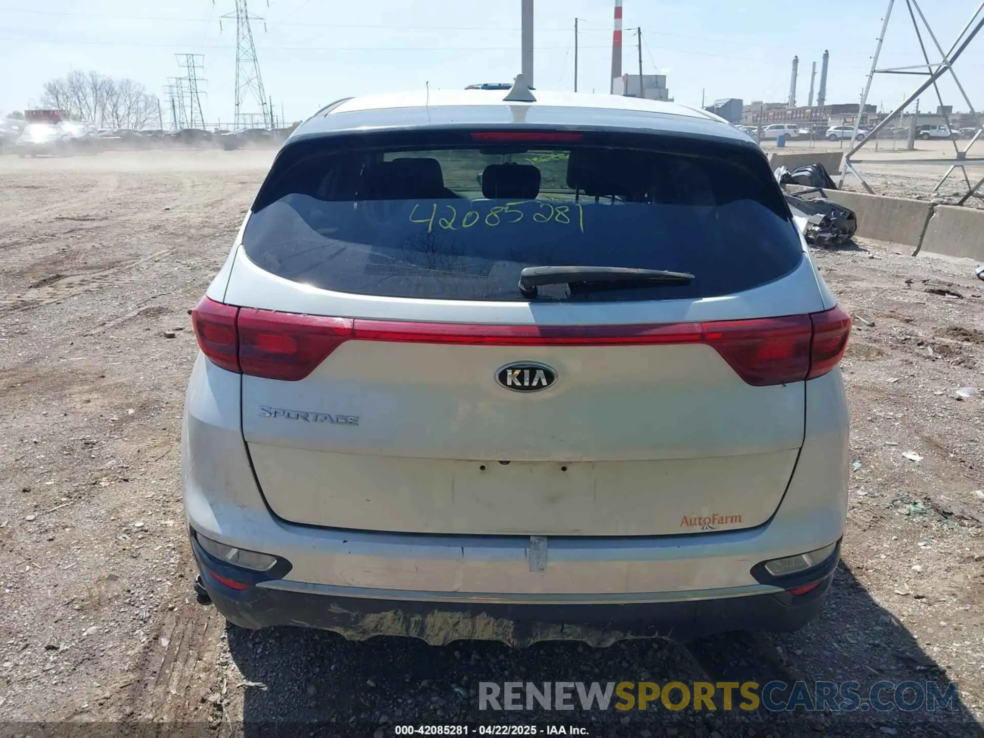 16 Photograph of a damaged car KNDPM3AC0L7704708 KIA SPORTAGE 2020