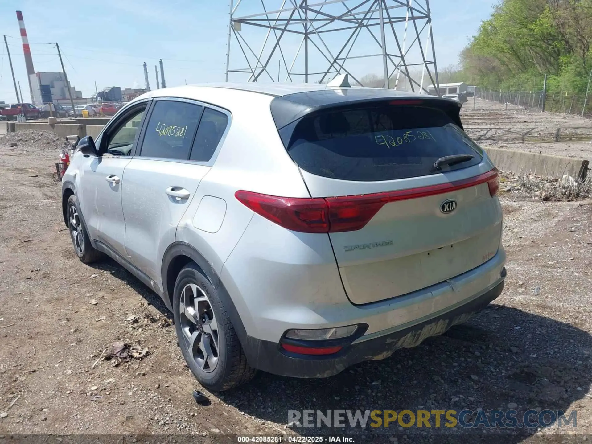 3 Photograph of a damaged car KNDPM3AC0L7704708 KIA SPORTAGE 2020