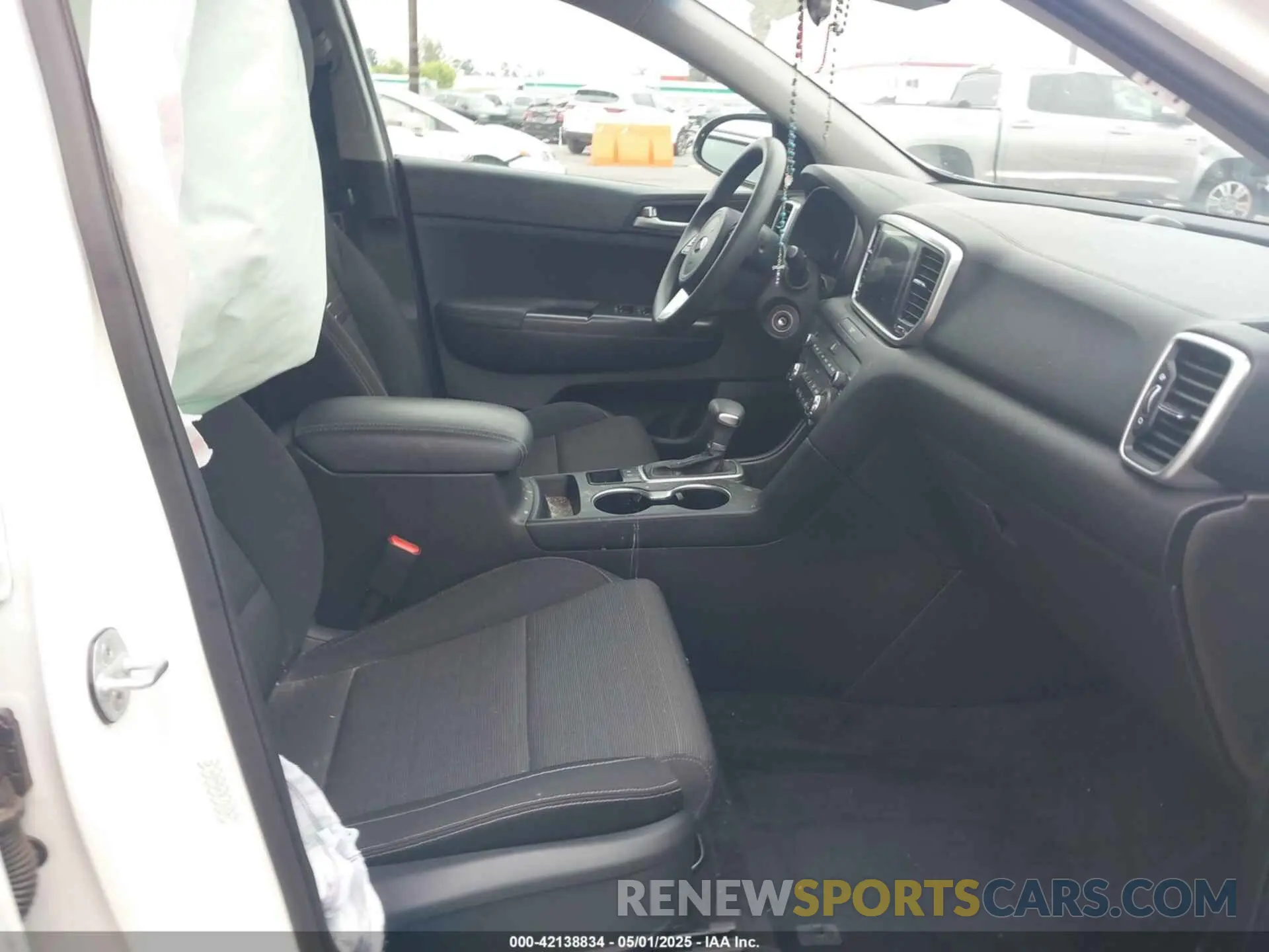 5 Photograph of a damaged car KNDPM3AC0L7725381 KIA SPORTAGE 2020