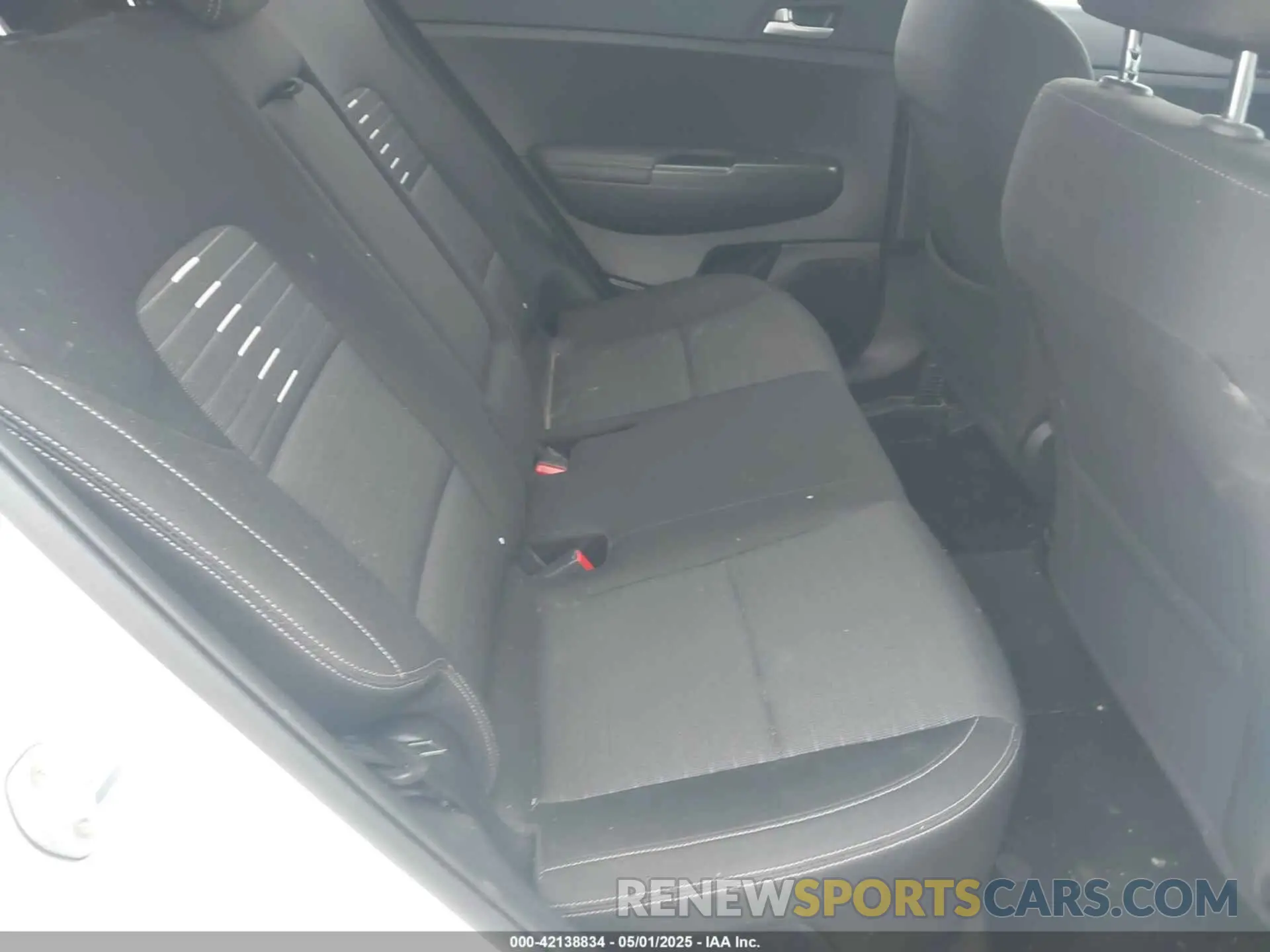 8 Photograph of a damaged car KNDPM3AC0L7725381 KIA SPORTAGE 2020