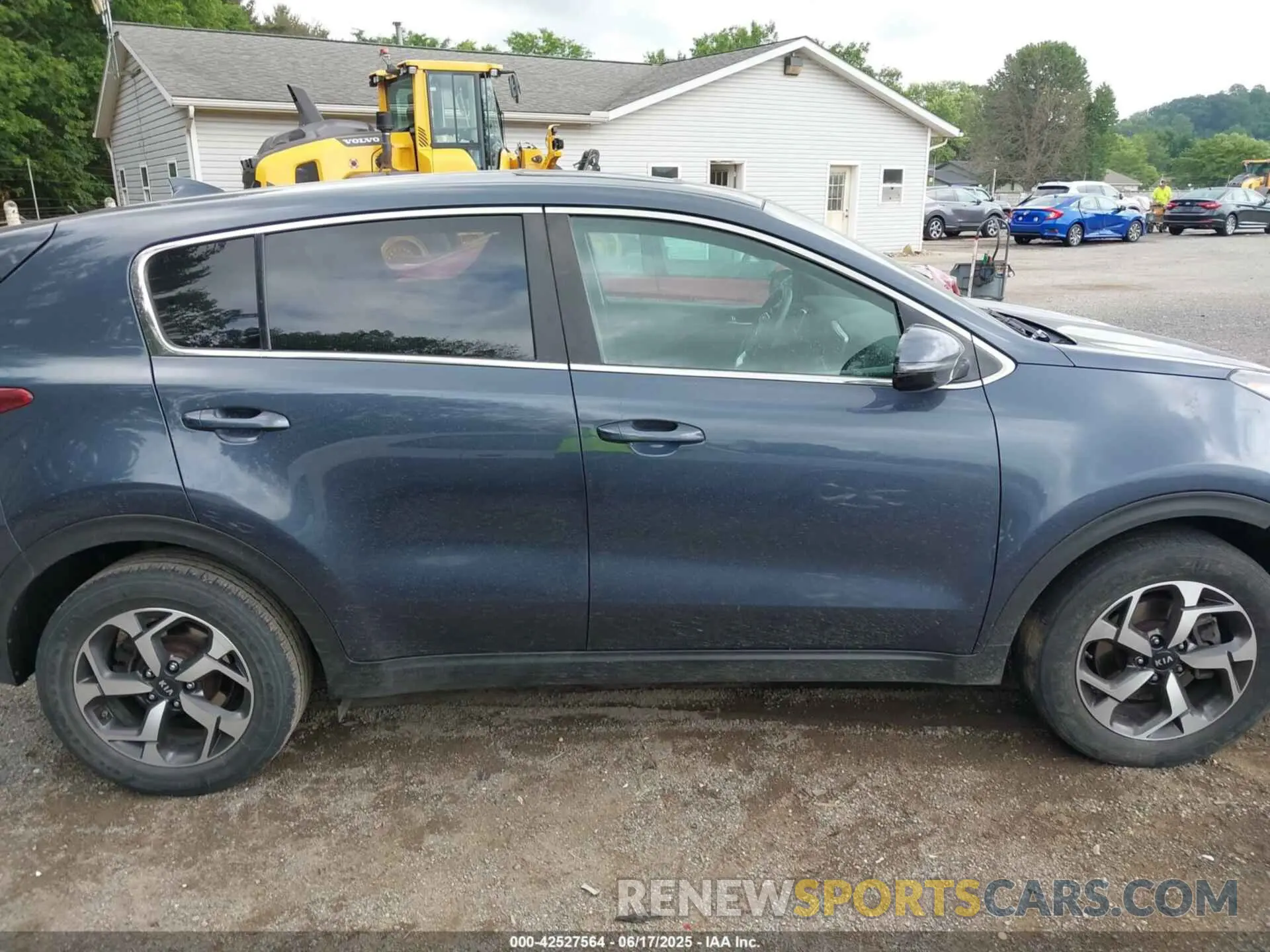14 Photograph of a damaged car KNDPM3AC0L7733769 KIA SPORTAGE 2020