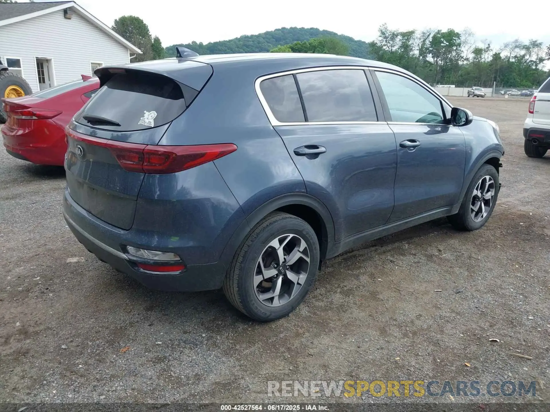 4 Photograph of a damaged car KNDPM3AC0L7733769 KIA SPORTAGE 2020