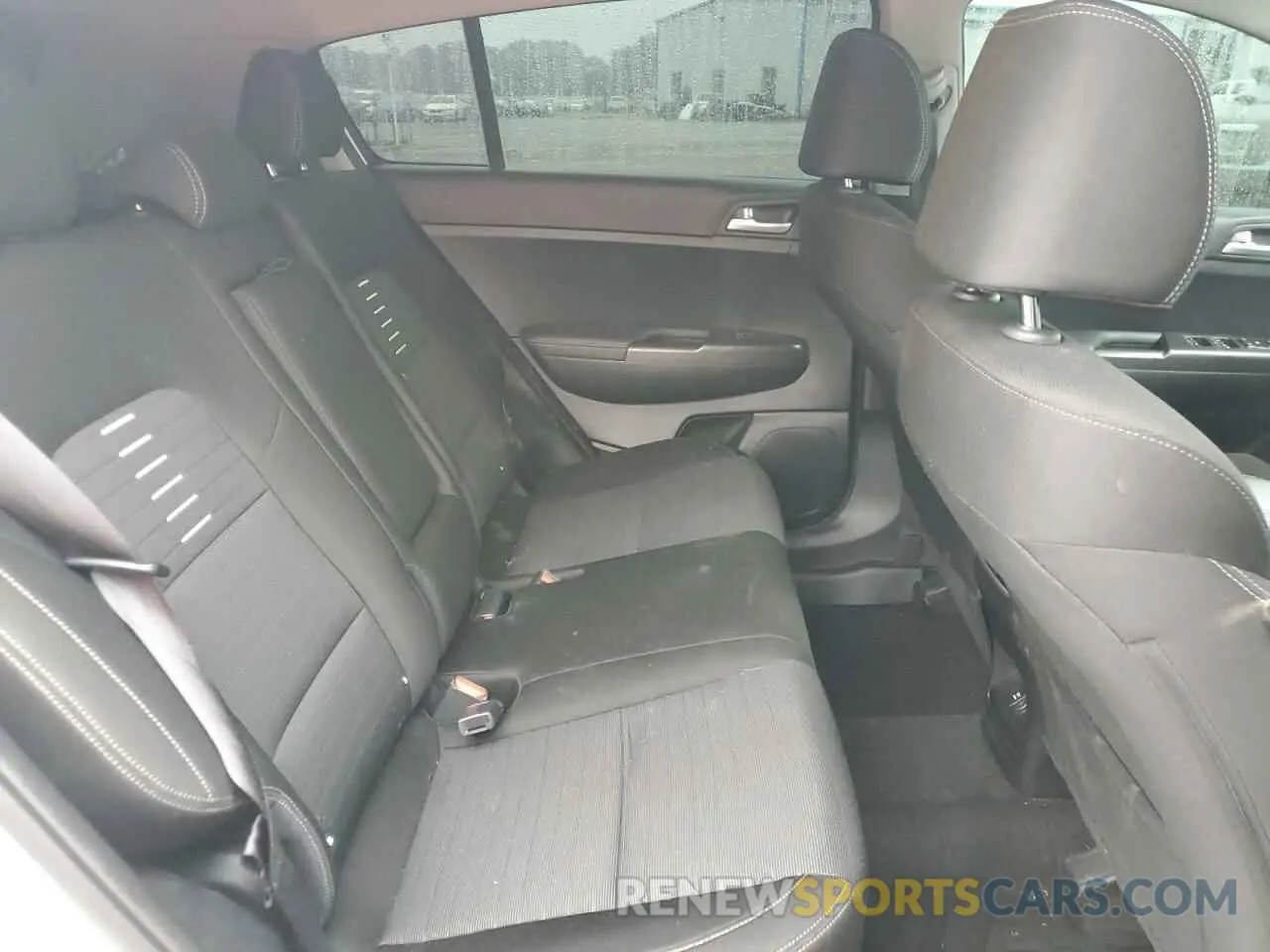 11 Photograph of a damaged car KNDPM3AC0L7737188 KIA SPORTAGE 2020