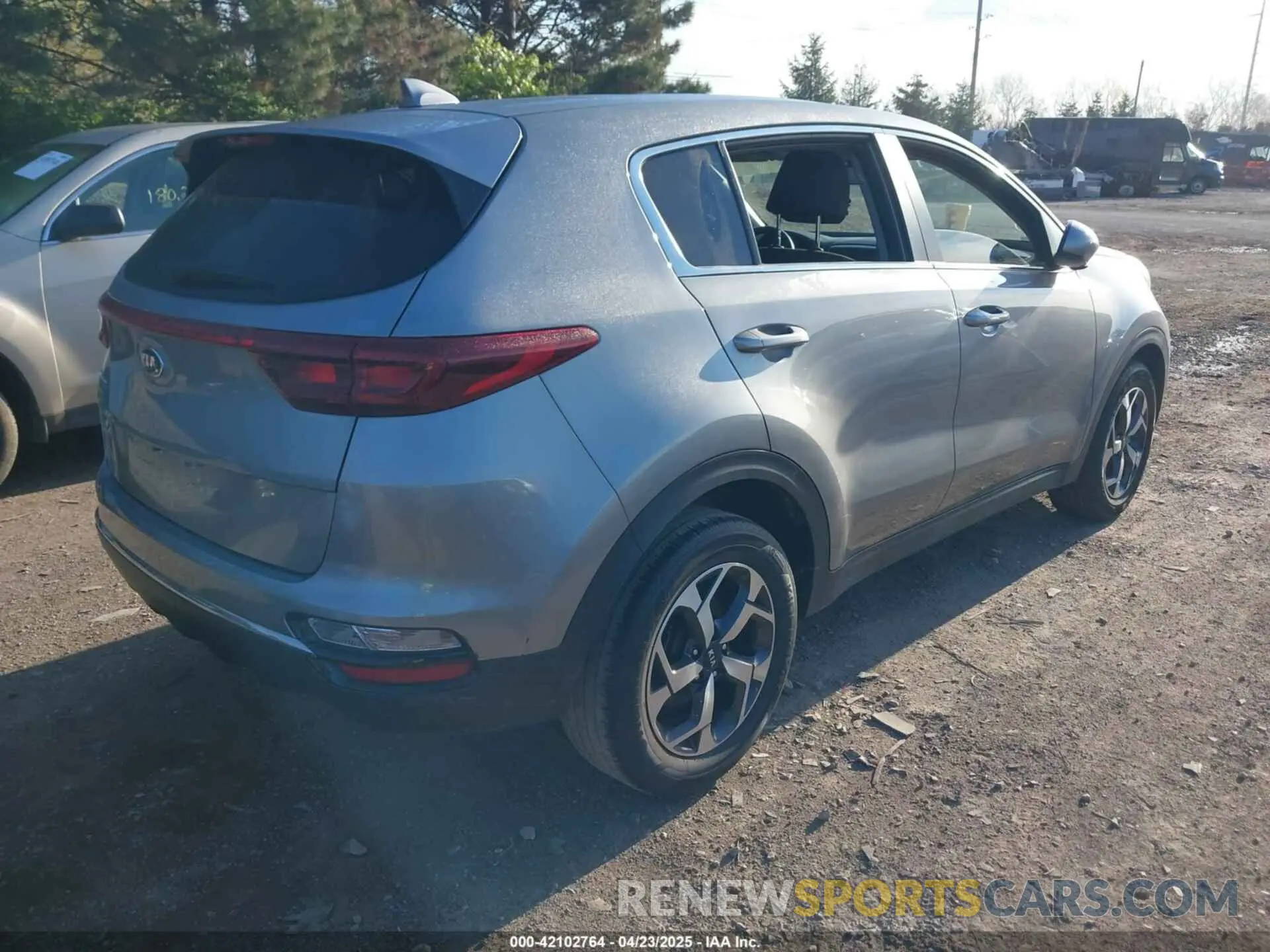 4 Photograph of a damaged car KNDPM3AC0L7789663 KIA SPORTAGE 2020