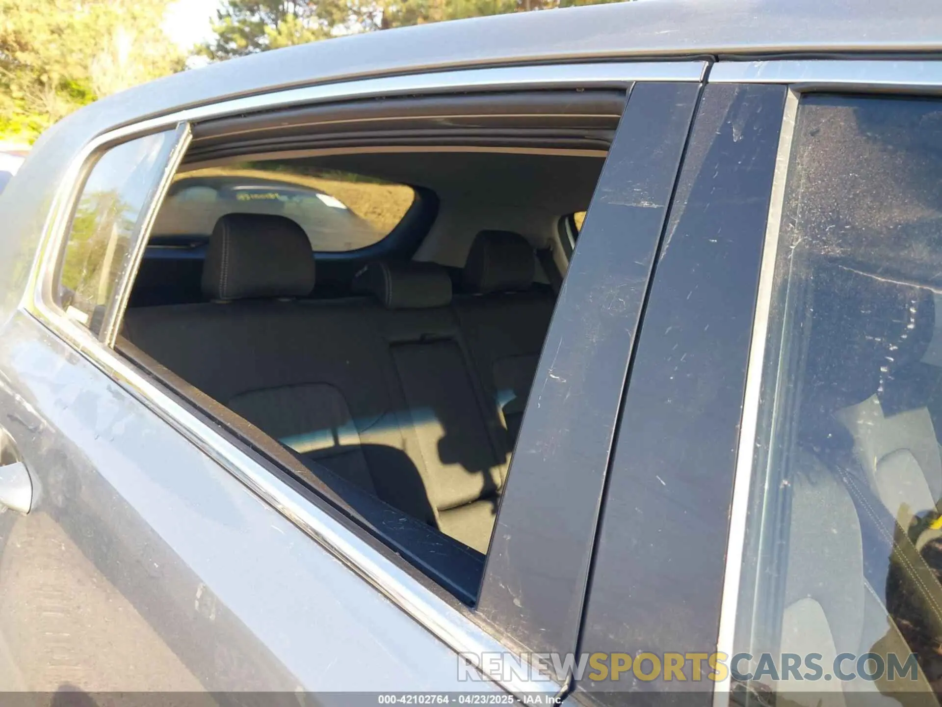 6 Photograph of a damaged car KNDPM3AC0L7789663 KIA SPORTAGE 2020