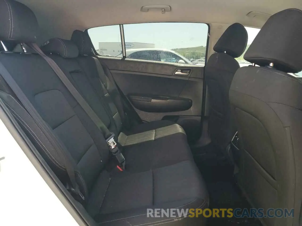 11 Photograph of a damaged car KNDPM3AC0L7800161 KIA SPORTAGE 2020