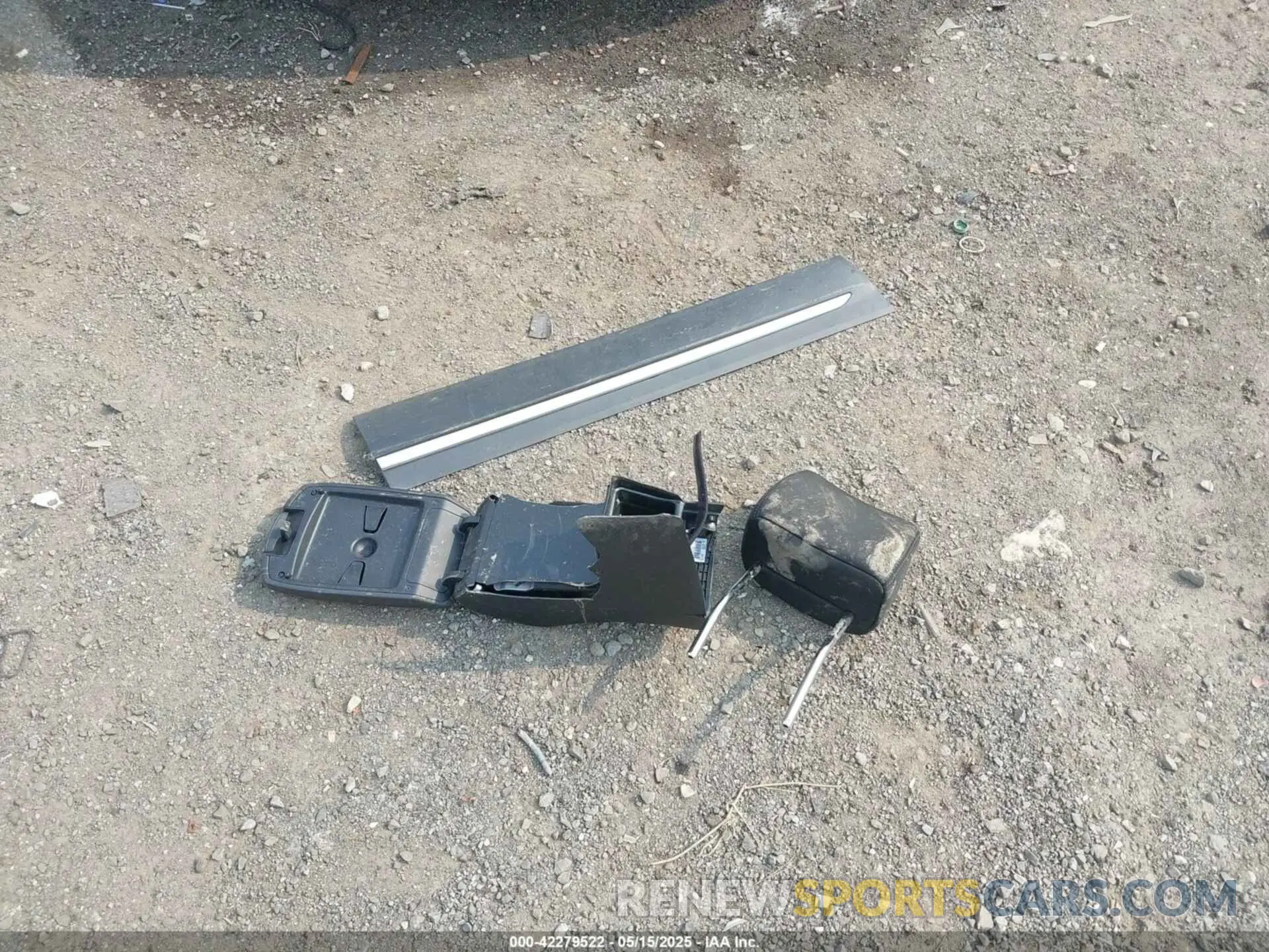 12 Photograph of a damaged car KNDPM3AC1L7675803 KIA SPORTAGE 2020
