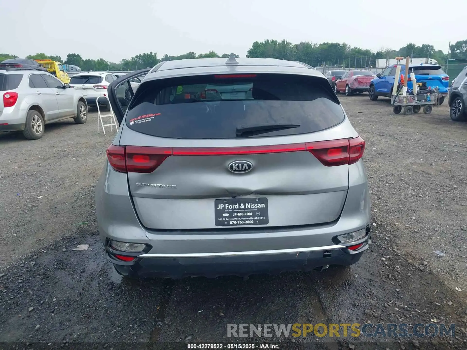 17 Photograph of a damaged car KNDPM3AC1L7675803 KIA SPORTAGE 2020